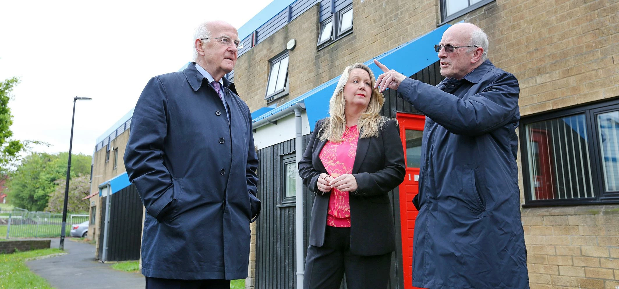 Nick Raynsford is given a guided tour of the Byker Estate by Jim Coulter, Chair of Byker Community T