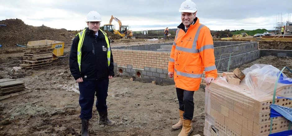 L to R: Nigel Barclay from the HCA with Ian Prescott from Keepmoat at Moorland View.