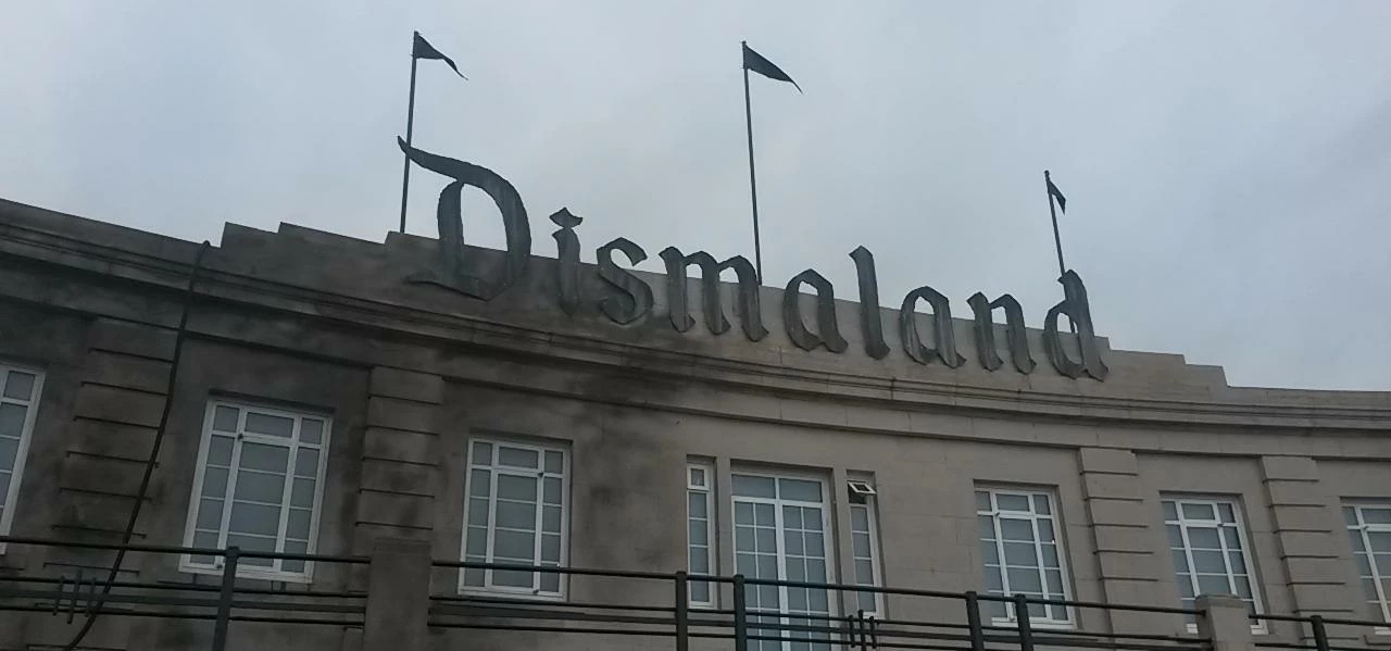 Glendale removed vegetation and delivered cleansing services at the Dismaland site.