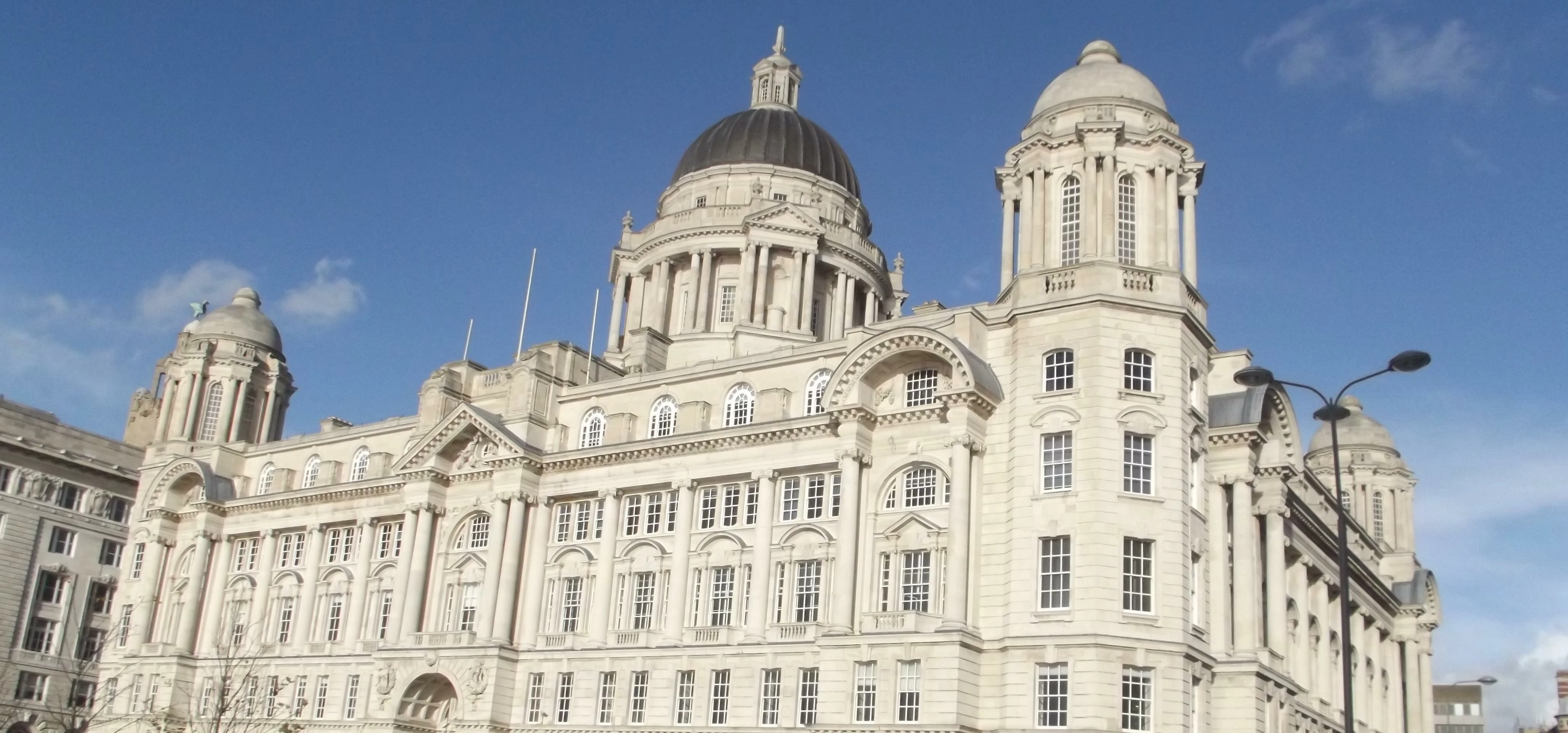 The Three Graces - Liverpool Waterfront - Port of Liverpool Building