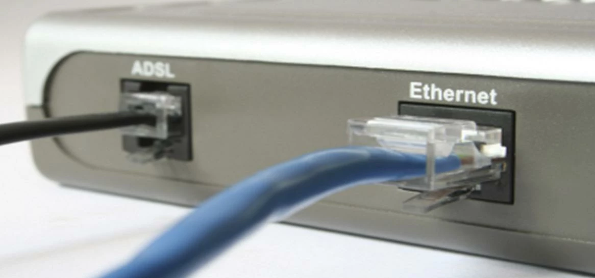 #sintaxisweb Conectores red Lan y ADSL. http://www.sintaxisweb.es/conexion-inalambrica/