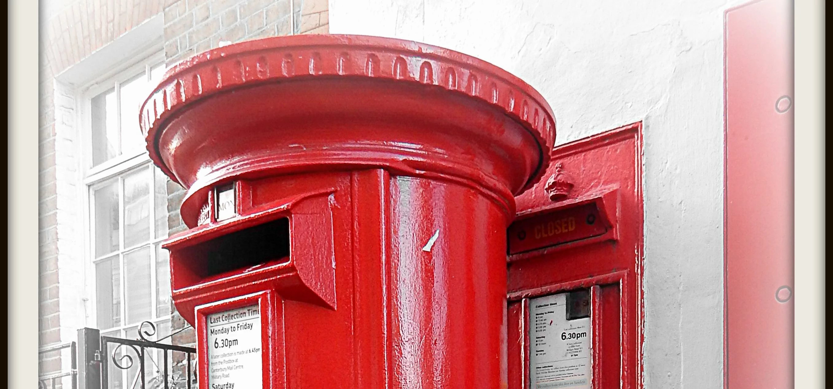 Hidden George V Wall post box.