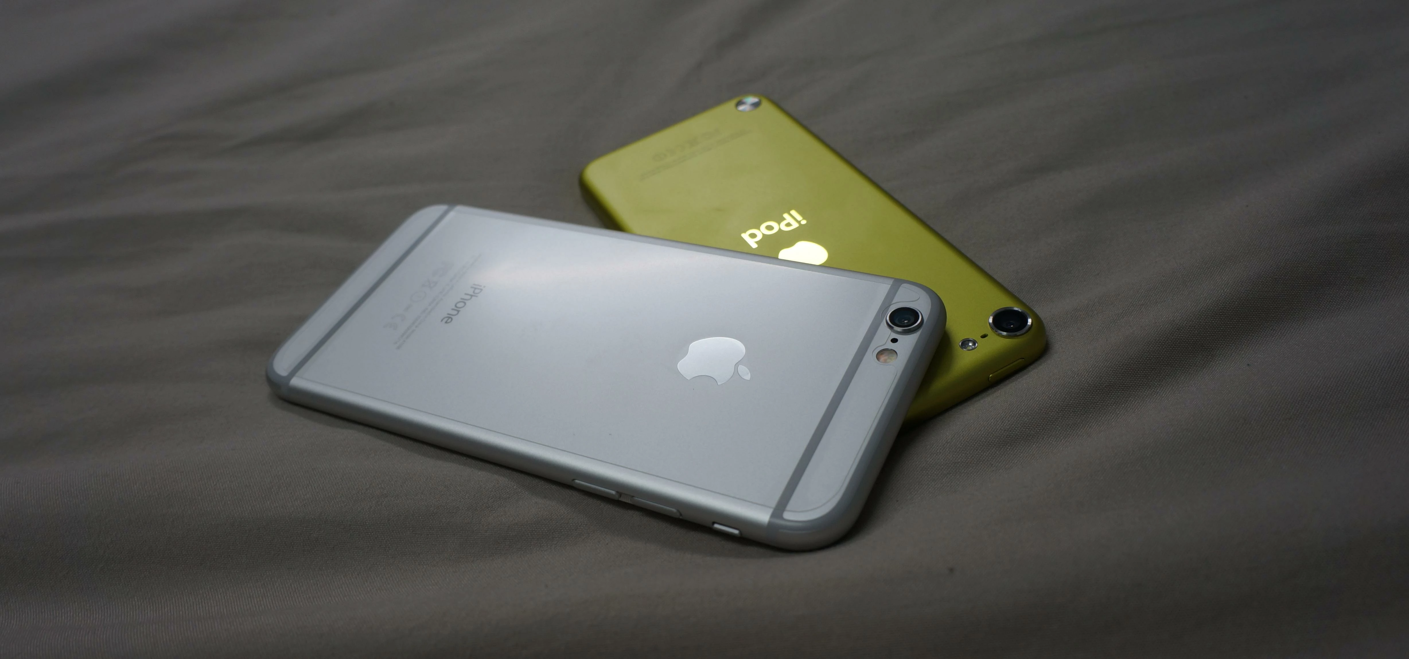 iPhone 6 Silver and iPod Touch 5 th Gen