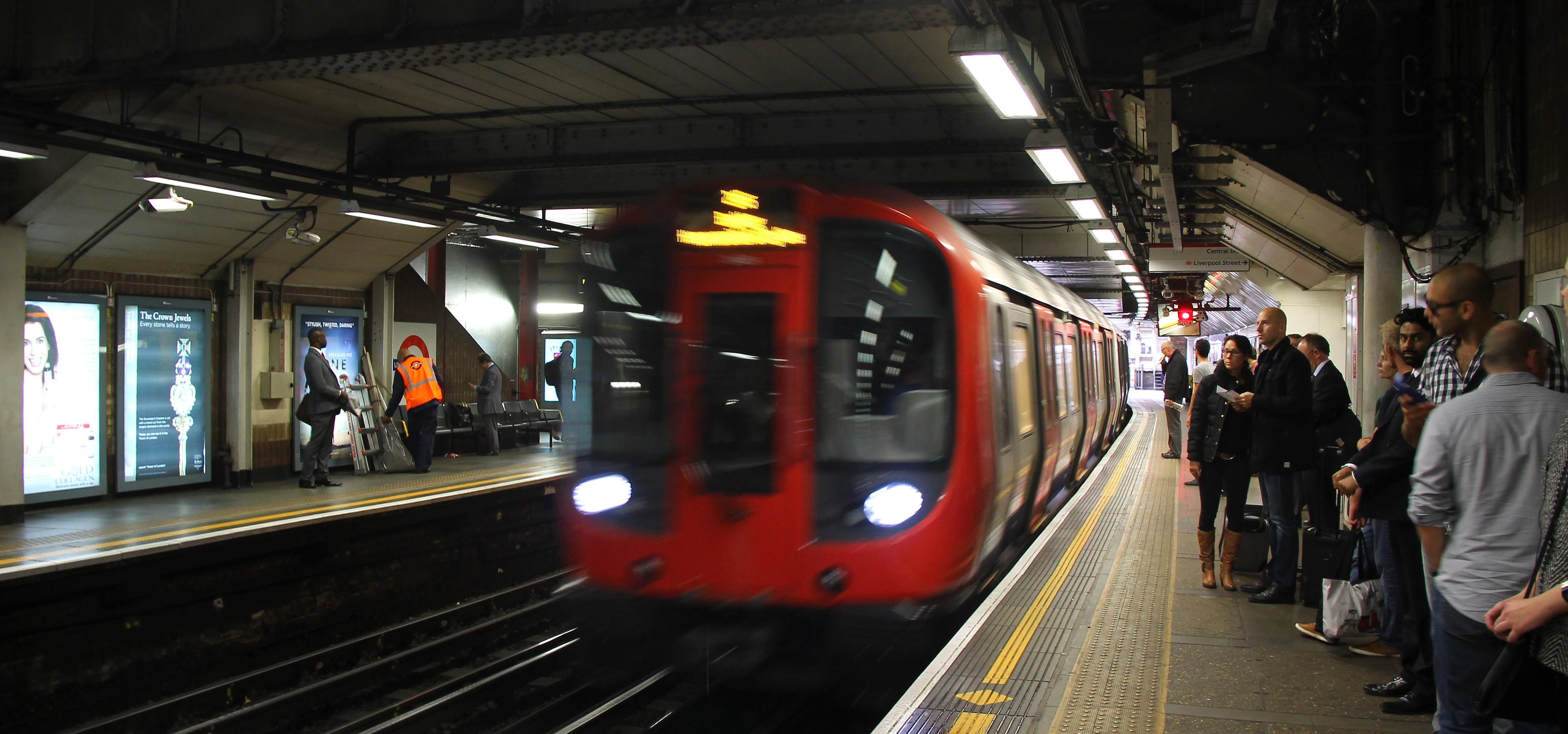 S7 Stock at Liverpool Street