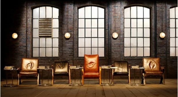 Dragons Den set