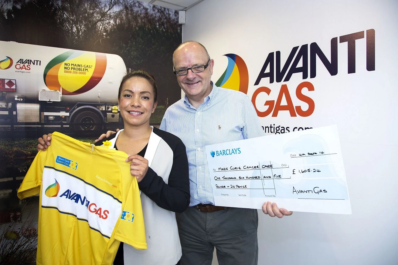 AvantiGas raise over £1,600 for Marie Curie (l-r) Gemma Chance from Marie Curie and Neill Cordon fro