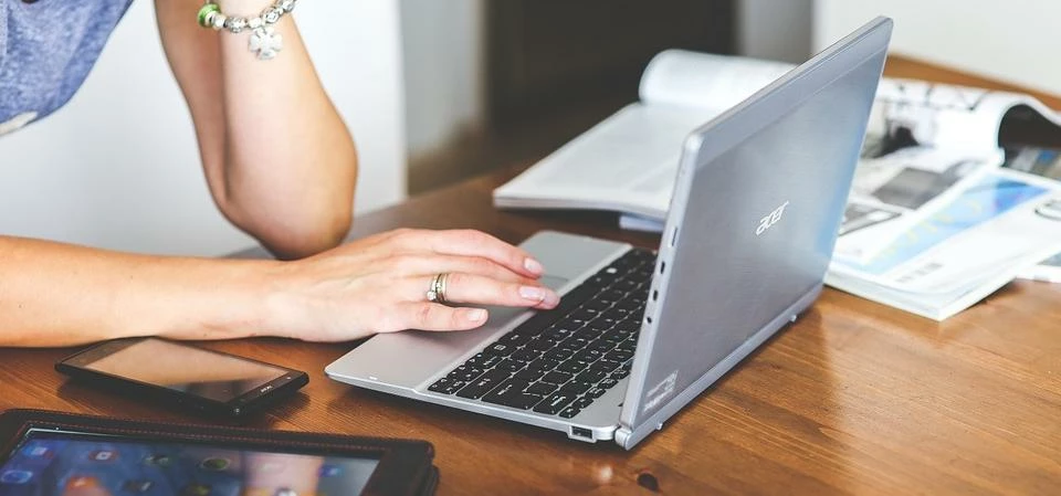 Cross-device shopping