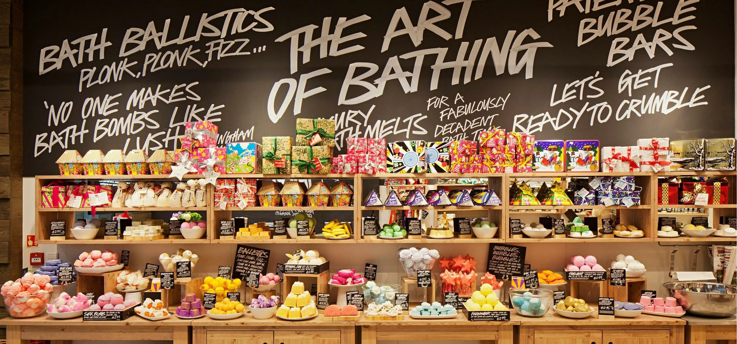 For the first time, customer service overtook price in overall ratings of retailers, according to OC