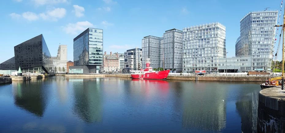 A CGI of the scheme (centre right) among the existing Strand buildings