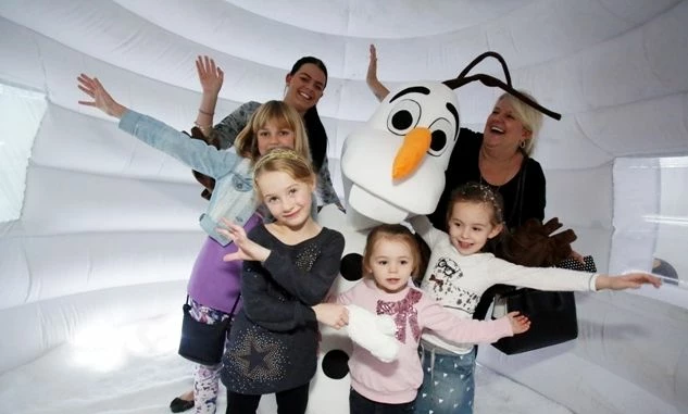 Families met characters from family film favourites Ice Age and Frozen at the Christmas Light Switch