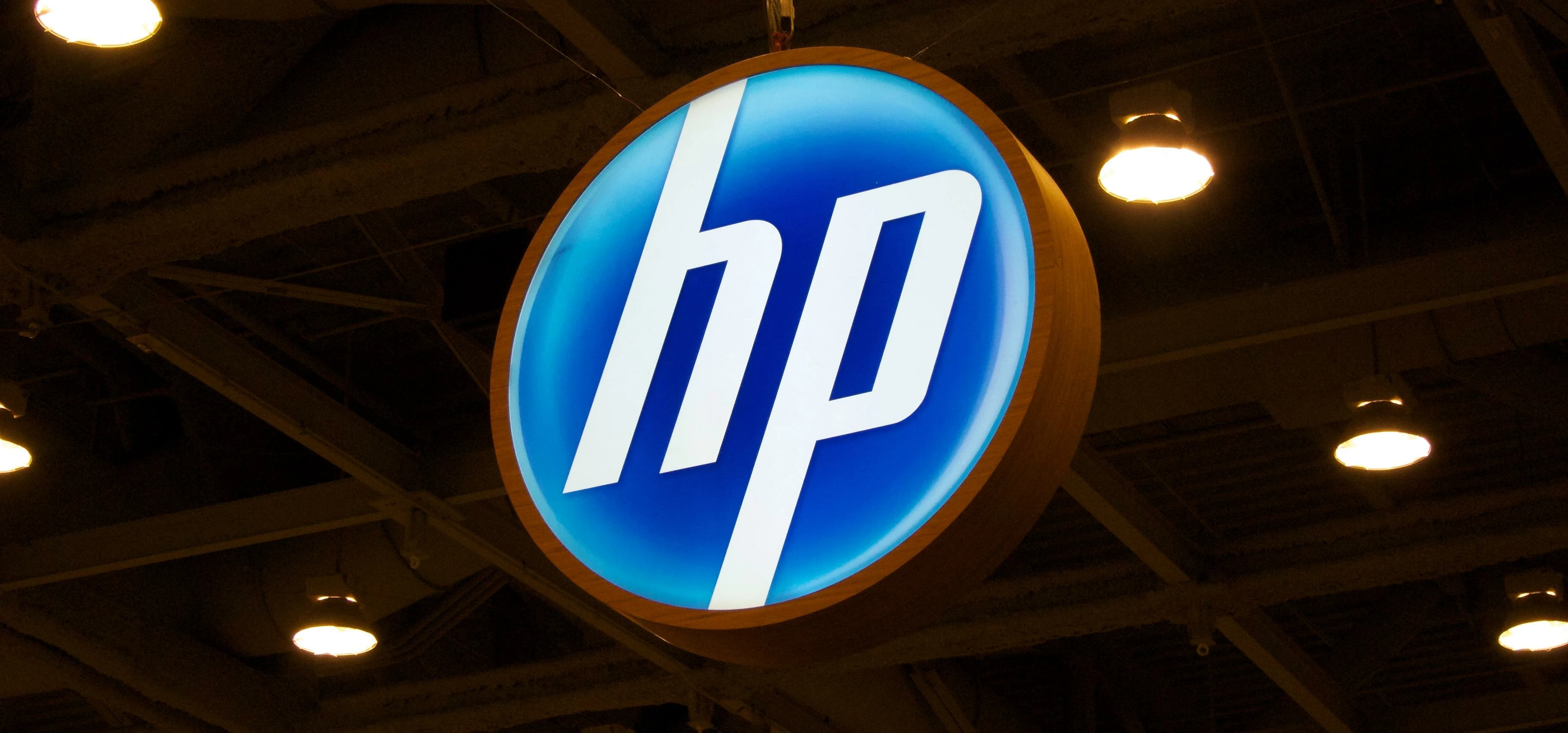 HP Logo at MacWorld 2011
