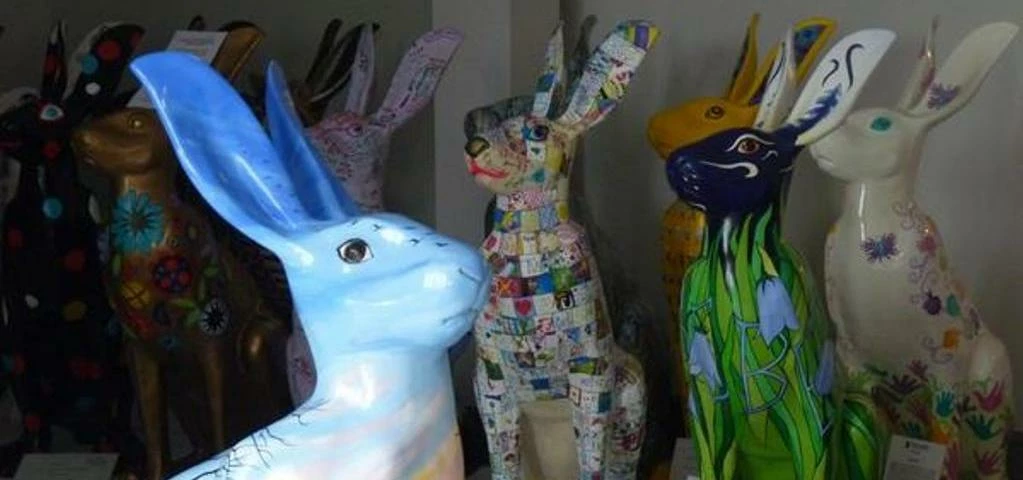 Cirencester Hare sculptures
