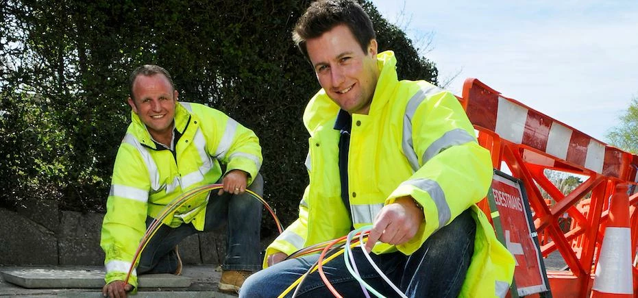 Nearly 200km of pure fibre optic infrastructure is now available for use in Leeds and Bradford. 