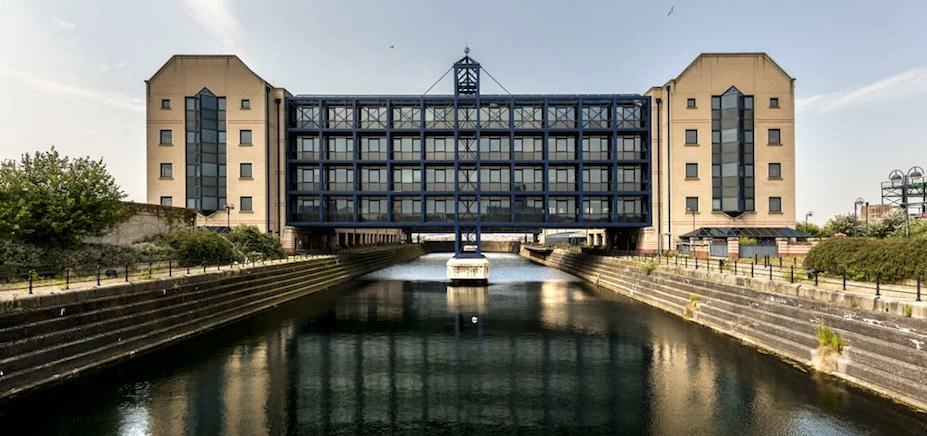 “The Keel” will have 240 waterside apartments available to rent from early Autumn 2015.