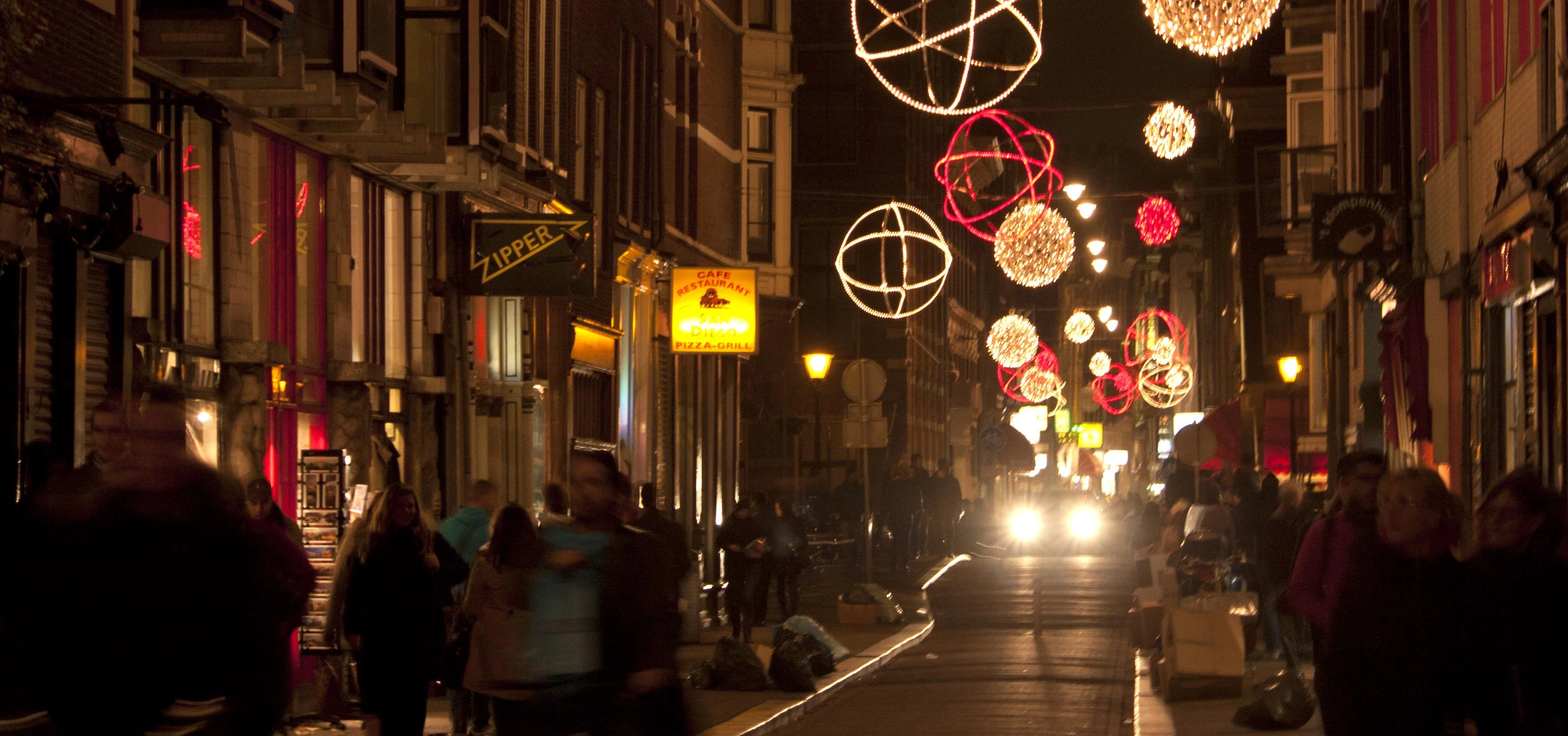 Nieuwe Hoogstraat - shopping street near Dam Square