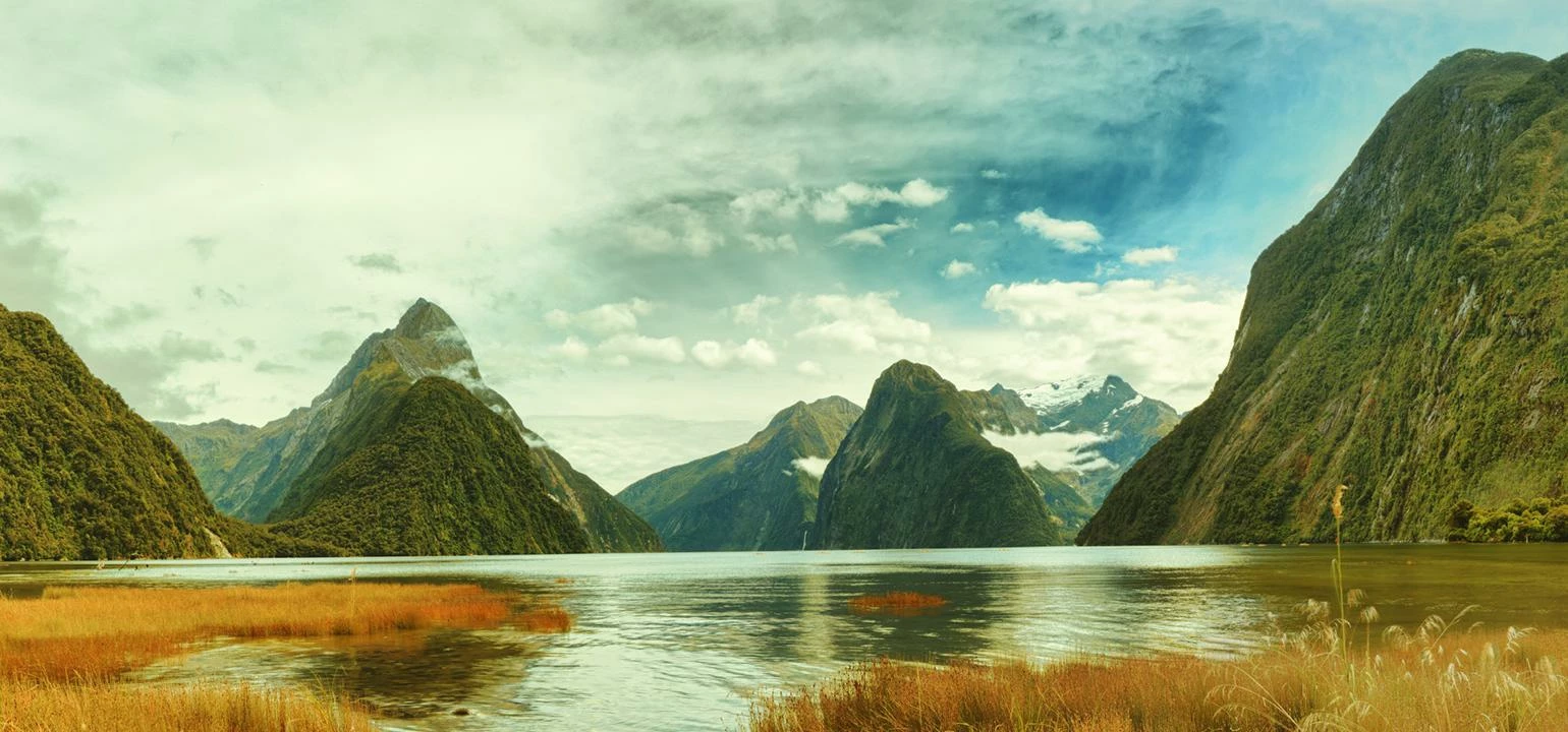 Sinclair James International Travel and Tours Inc.
