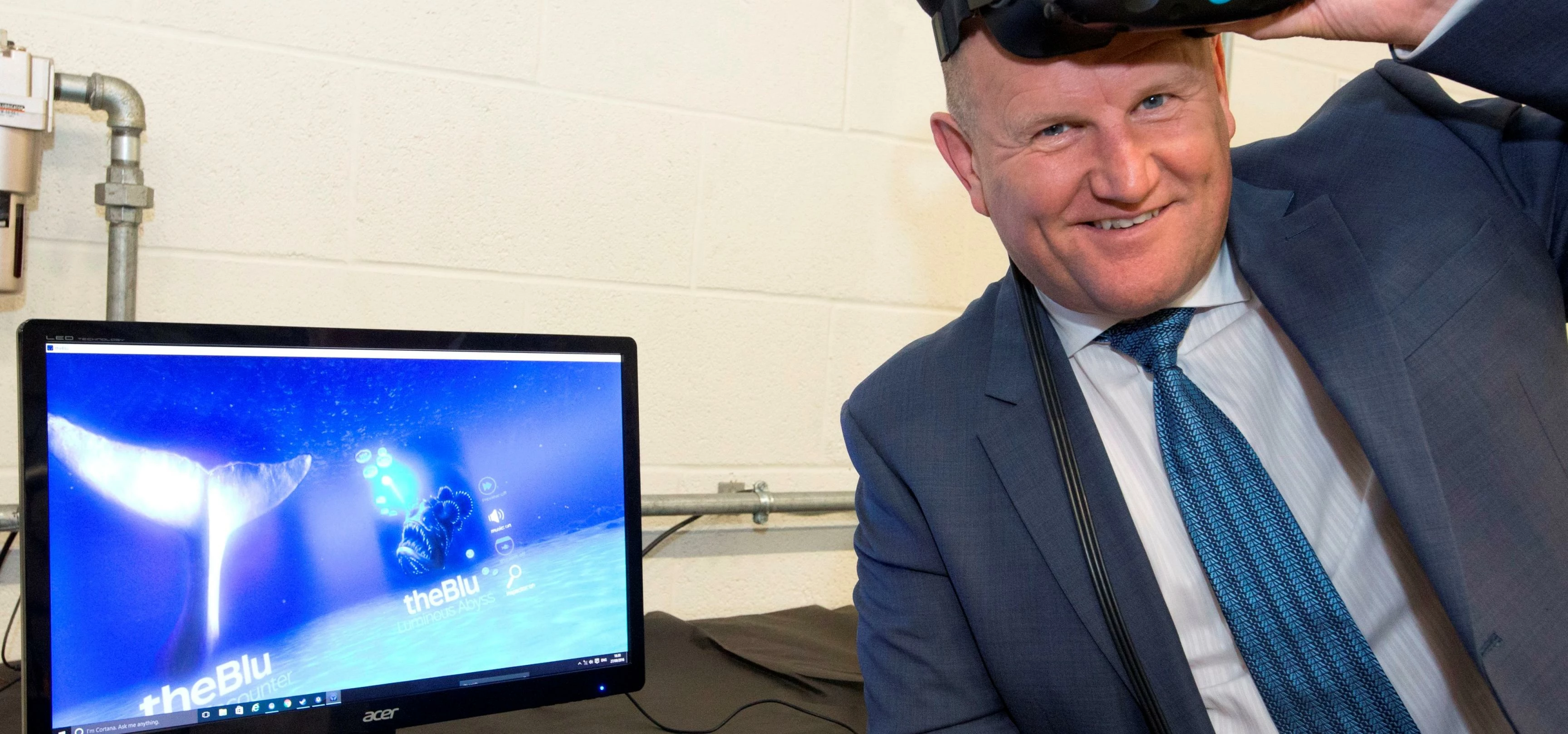 Durham Chief Constable with VR equipment