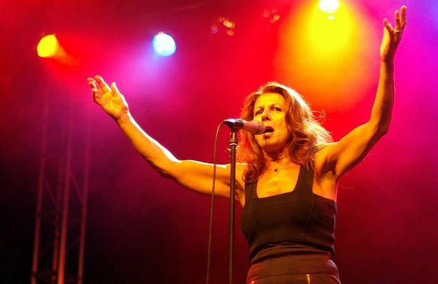 Elkie Brooks by Sardinsta http://www.flickr.com/photos/10332960@N03/4825669175/