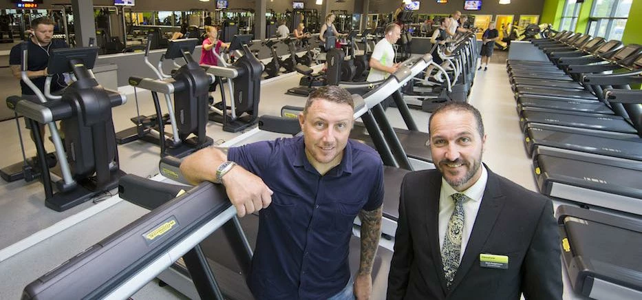 Paddy Kenny and Mark Hodgkinson, General Manager at Bannatyne Rotherham, on the new gym floor.