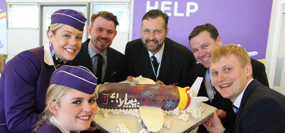 Flybe crew with Chris Harcombe, Doncaster Sheffield Airport’s head of aviation development, centre