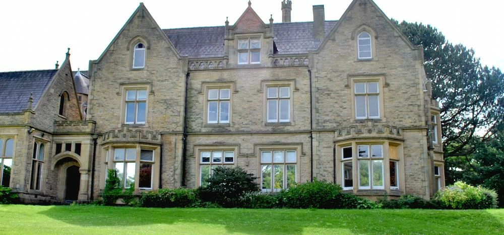 Bruntwood Hall, Cheadle