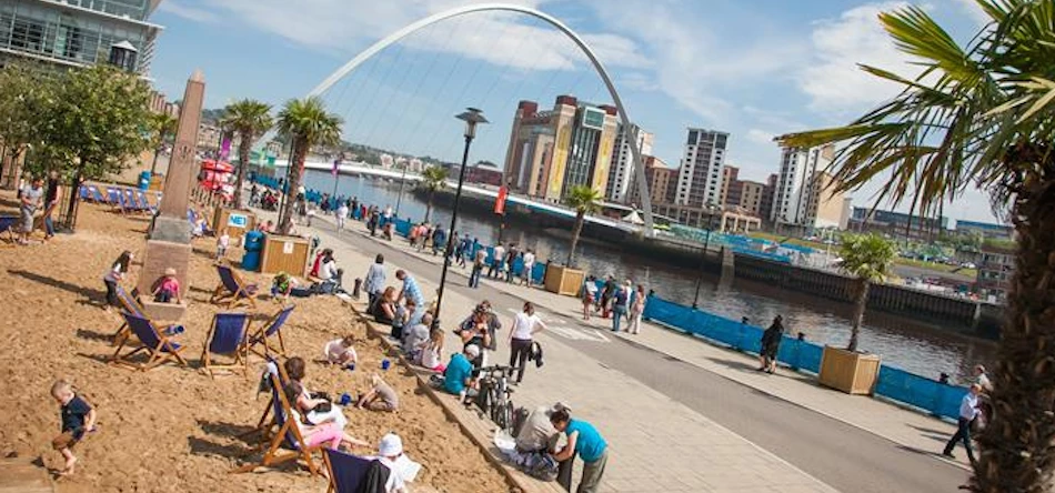 The popup beach, Newcastle Quayside 