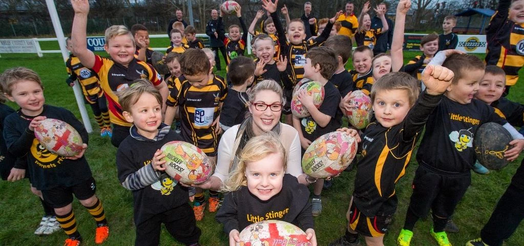 Hornet RFC Minis celebrate with Persimmon Homes