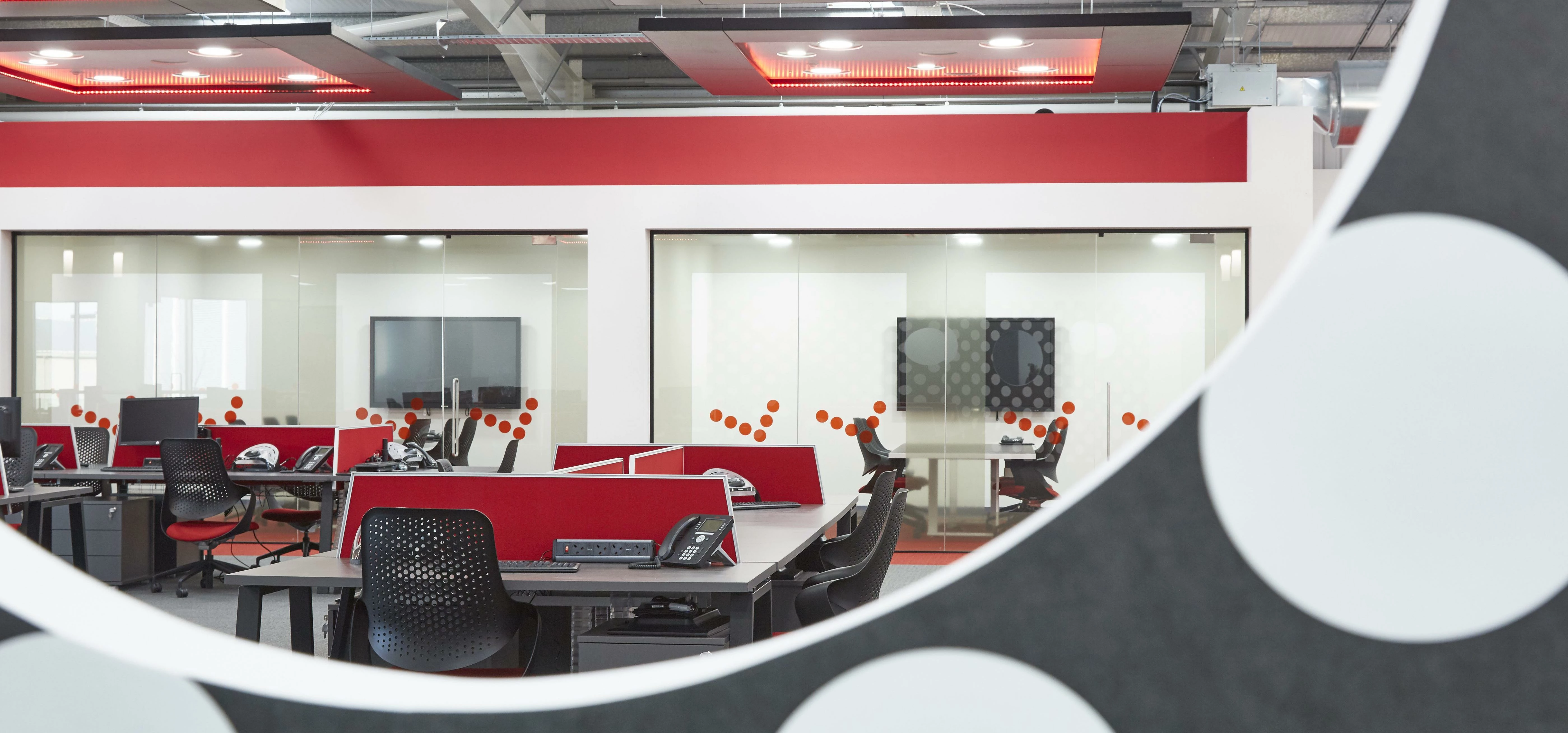 Ovo Spaces have created a striking new work space for Metalysis