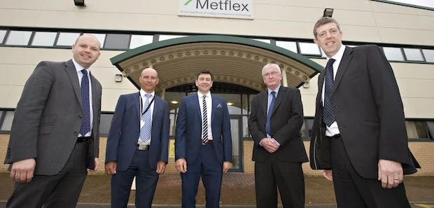 Ian Hardman, Yorkshire Bank, with John Holland, Phil Rogerson and Dermot McCarthy from Metflex, Vin