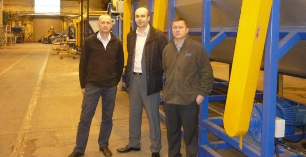 Lance Newton, GFSL Managing Director (left), Jonathan Simpson, Partner, Sanderson Weatherall (centre