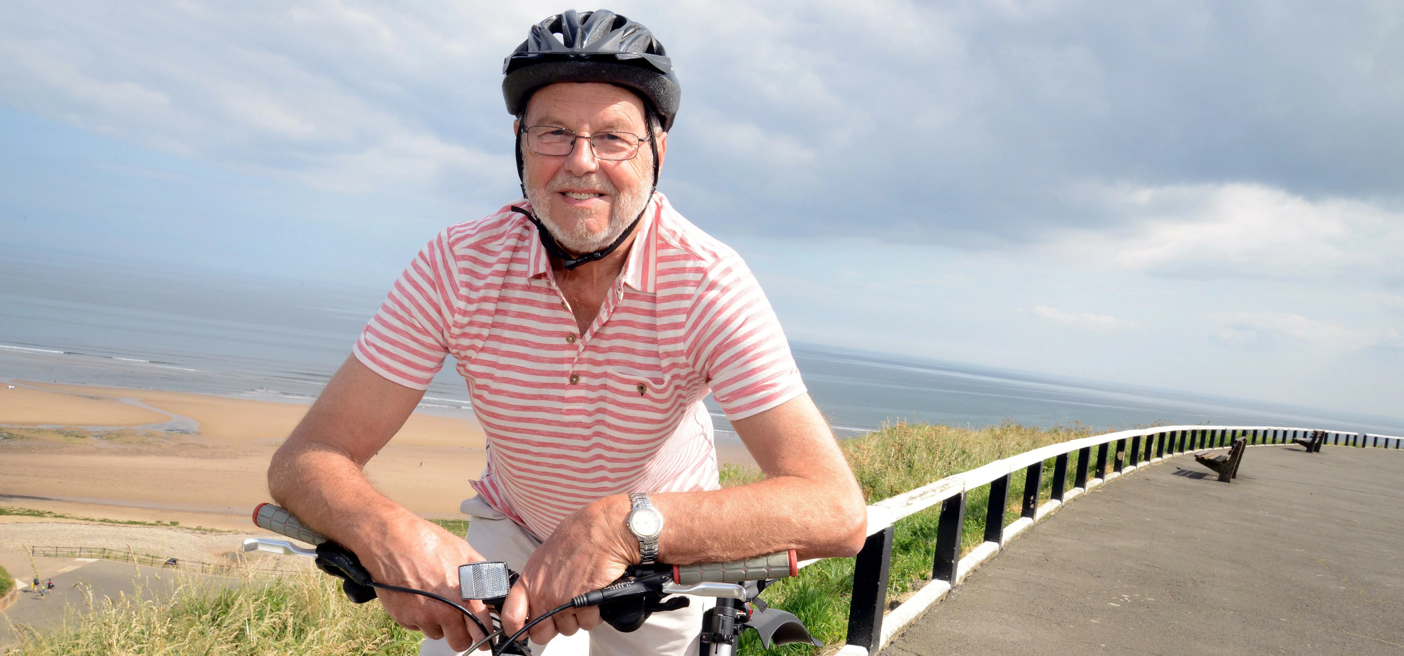 Nick Moore makes the most of the sunshine on Saltburn Promenade