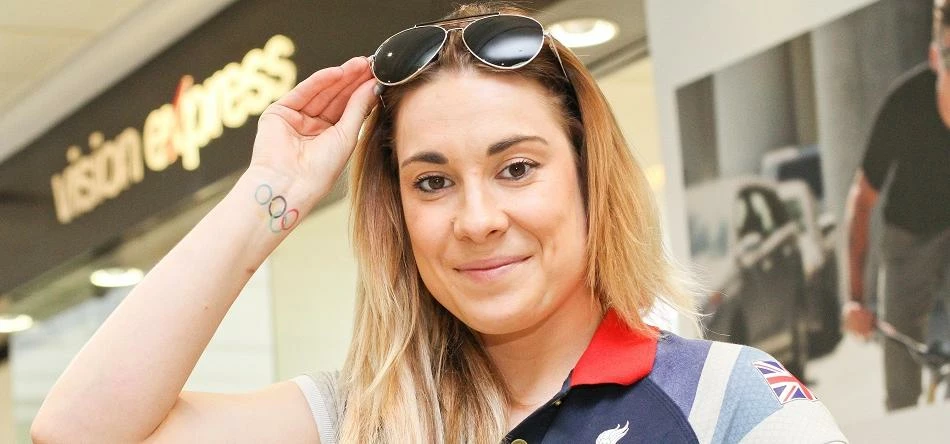 Paralympian Harriet dives in to Vision Express to celebrate Rio 2016 selection