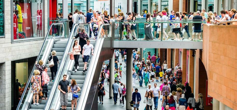 Shoppers at L1 spent 8.5% more in 2015