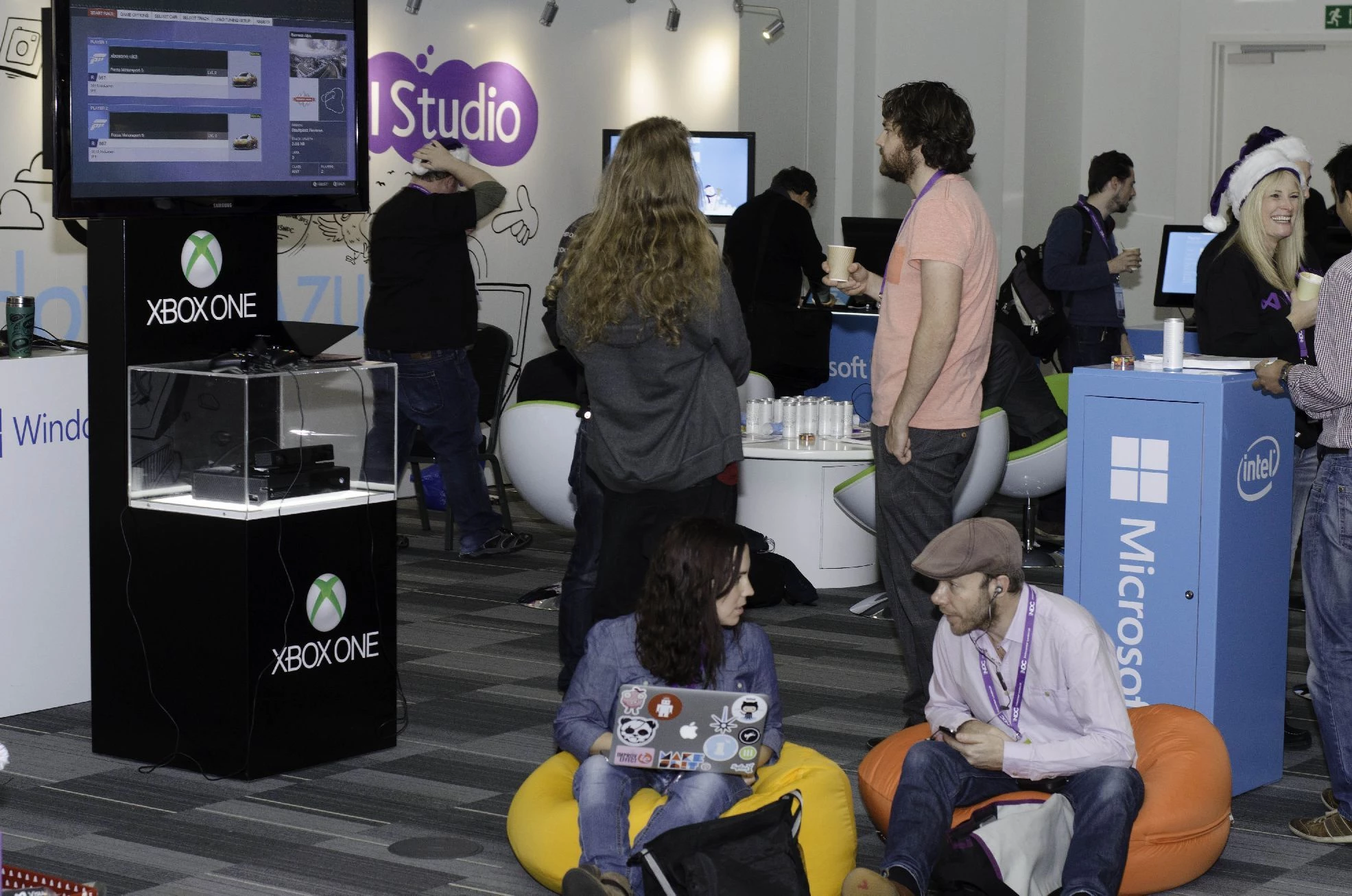 Networking in the Microsoft Visual Studio area, NDC London - Kristoffer Sunset Photography