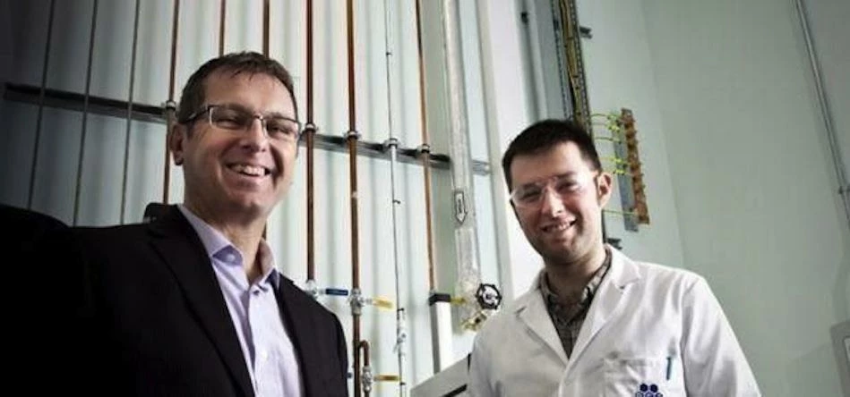 (left) Jon Mabbitt, Chief Executive Officer