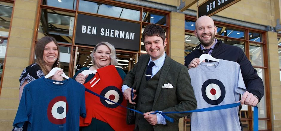 Dan Fell, CEO of Doncaster Chamber opens the store, with l-r Stacey Patterson, Claire Heggarty – sto