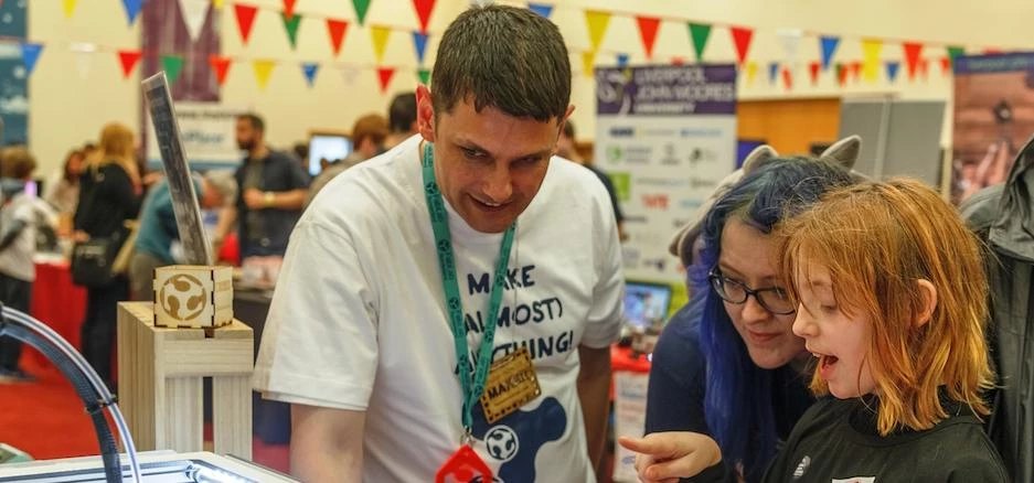 FabLab Sunderland and FabLab enthralling young inventors at Maker Faire 2015