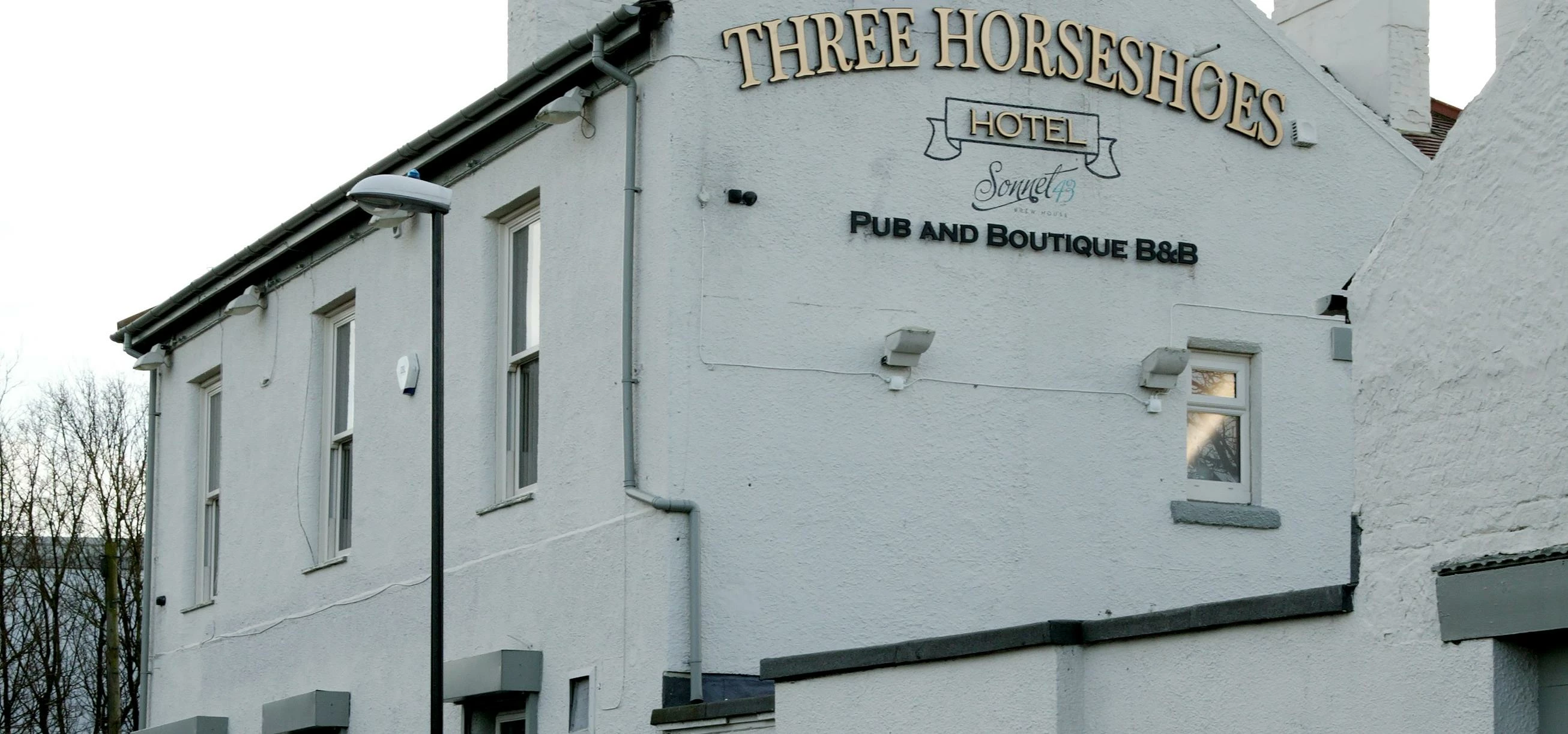 The Three Horseshoes Hotel