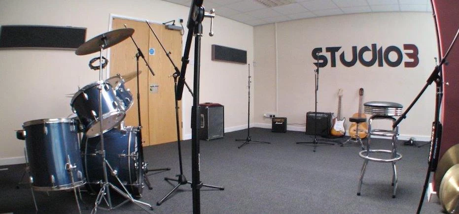 The recording studio will offer a suite of professional music production equipment and instruments, 