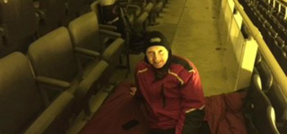 Phil Morris, head of distribution at Gale and Phillipson took part in the CEOSleepoutUK at St James’