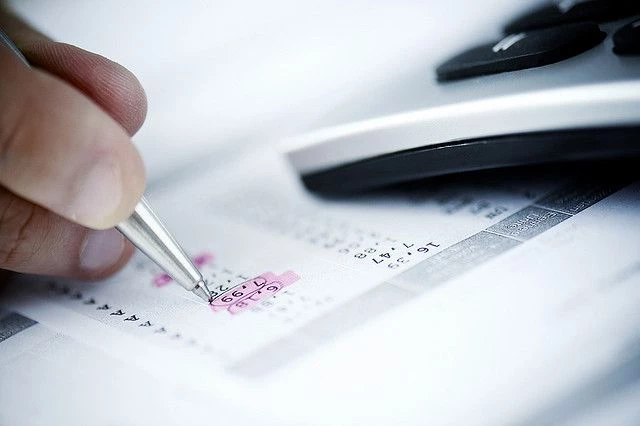 Calculating Invoices