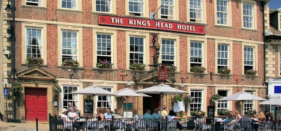 The Kings Head Hotel. 