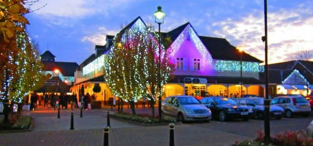 Bicester's famous outlet shopping centre. Image credit: P L Chadwick 