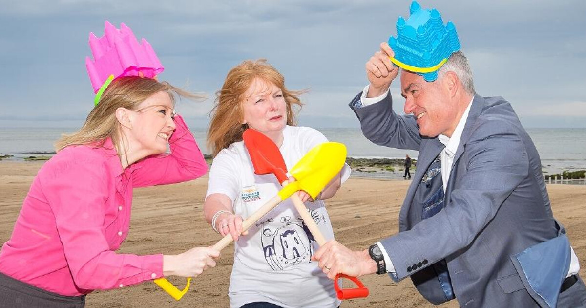 Bucket Rivals Bucket and spade rivals | Bdaily