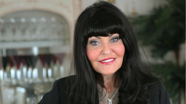 Hilary Devey