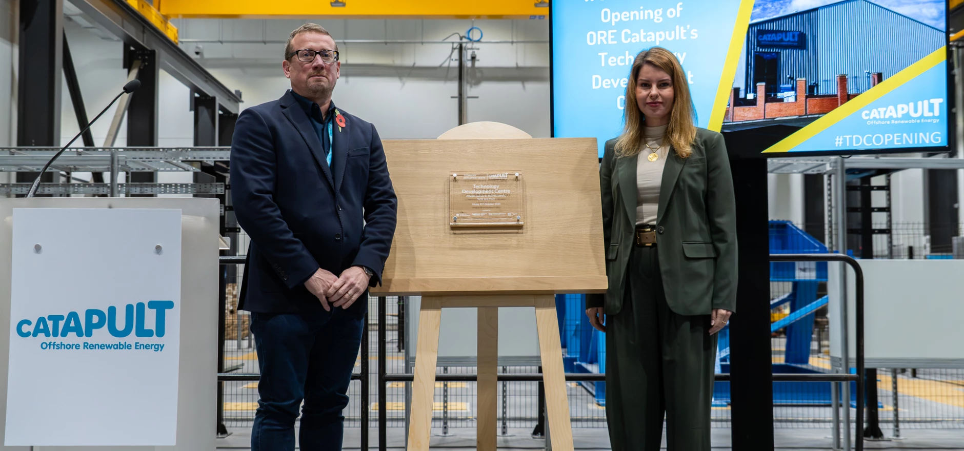 Steve Foxley, ORE Catapult Chief Executive pictured with North East Mayor Kim McGuinness- The TDC launch, Blyth (2).jpg