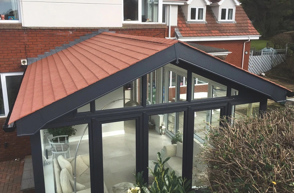 Tyneside Home Improvements celebrates top UK award for 6th successive year