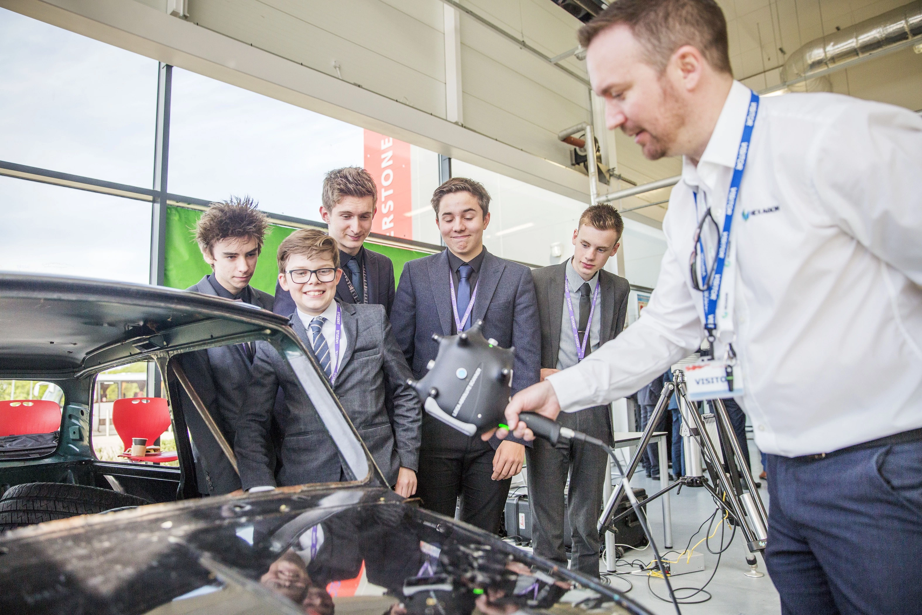 Silverstone Park's engineering students gain an insight into precision measurement for World Metrology Day