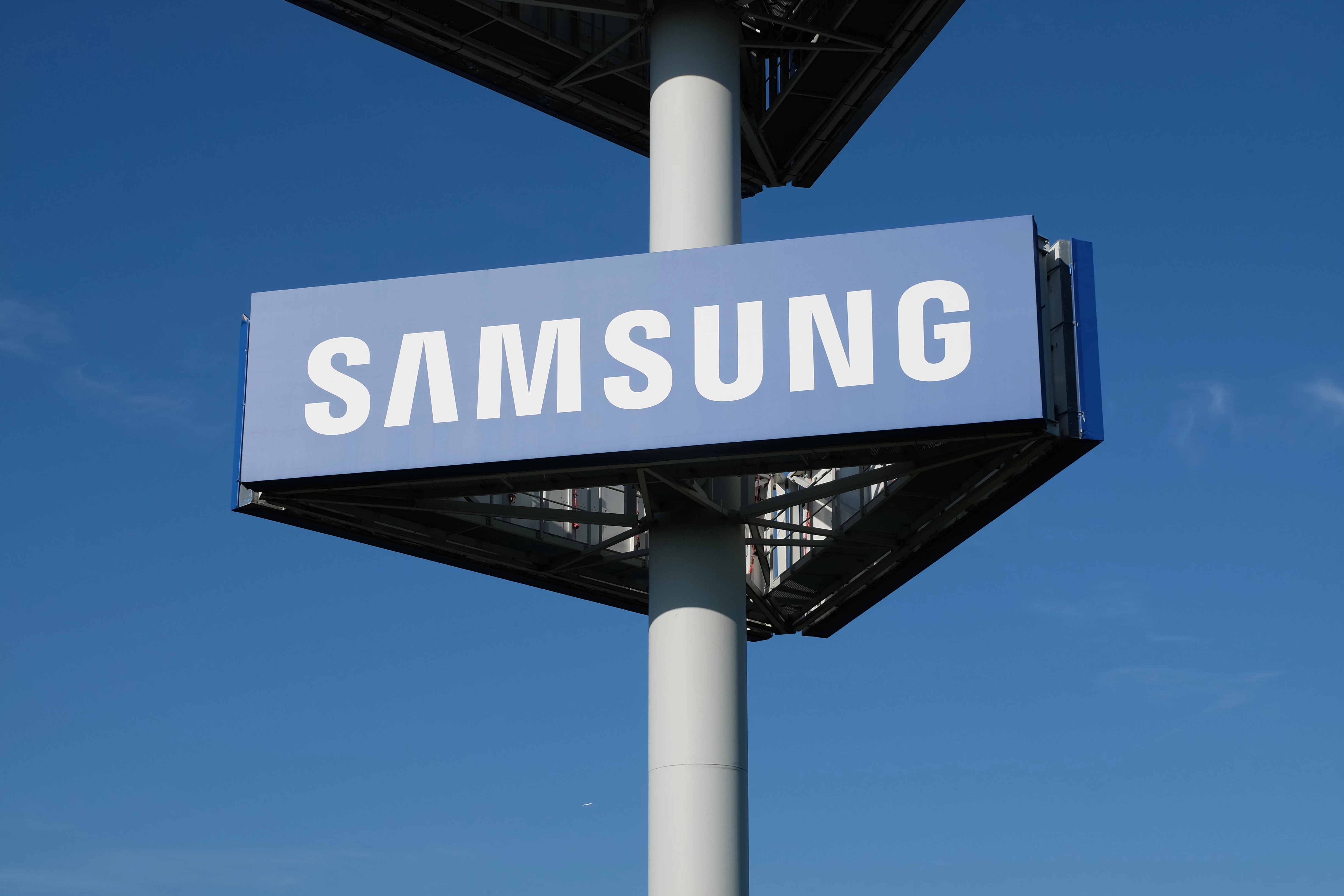 Samsung billboard