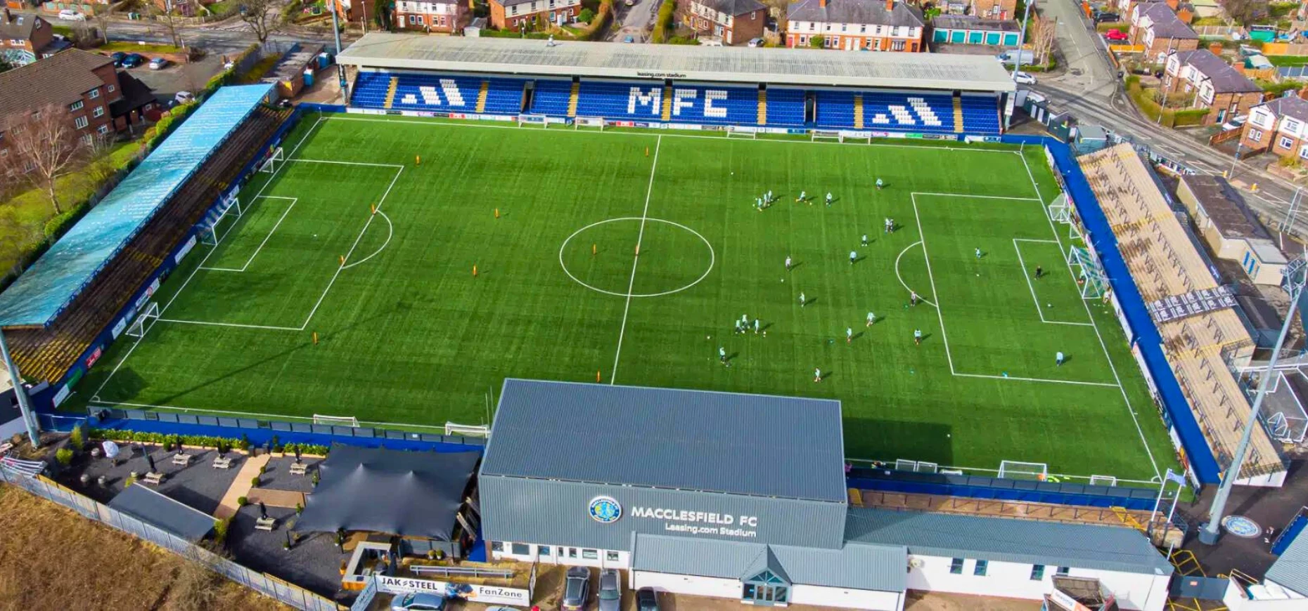 Macclesfield FC in partnership with Leasing.com